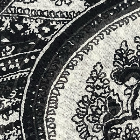 Talbots Black White Silk Paisley Boxy Oversized Poncho Sheer Xs/s Boho Oversized - Picture 8 of 8